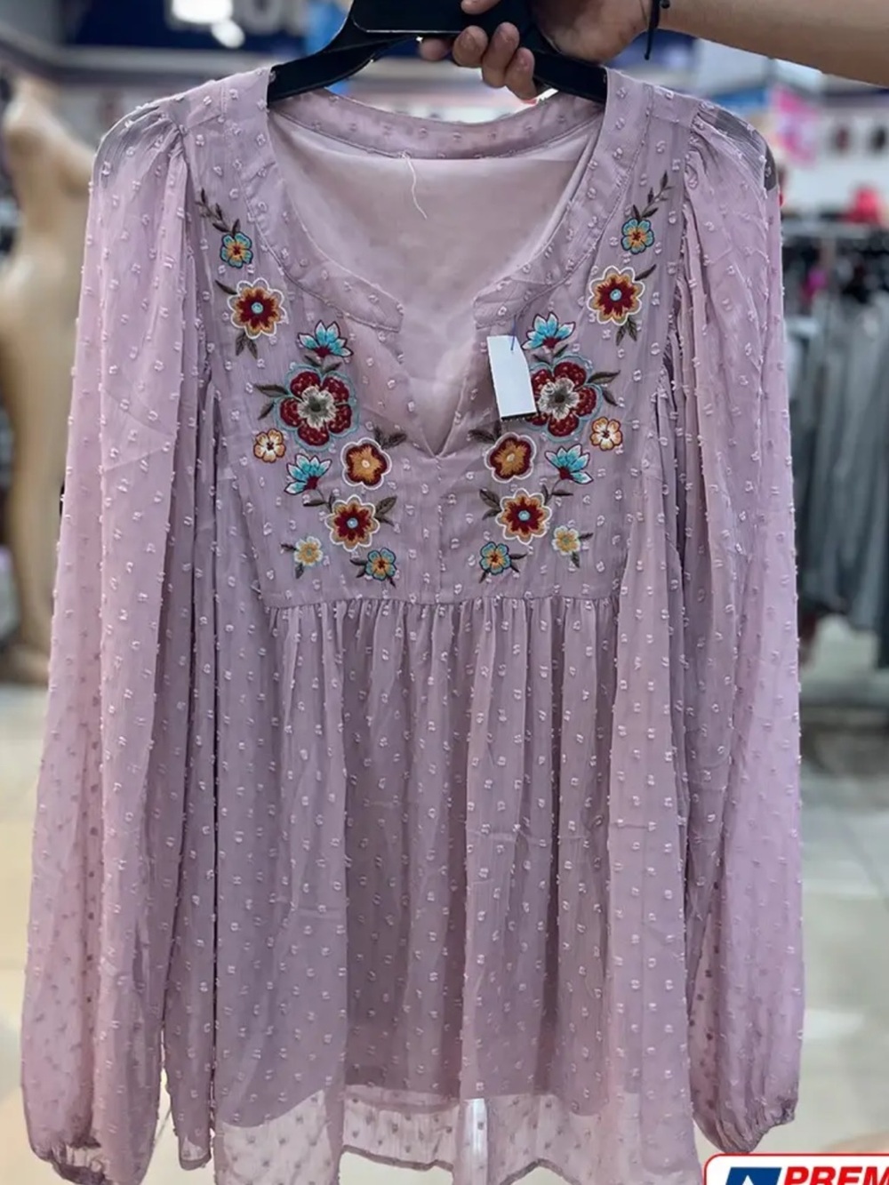 Savannah Jane Light Pink Embroidered Long-Sleeve Peasant Top, size medium